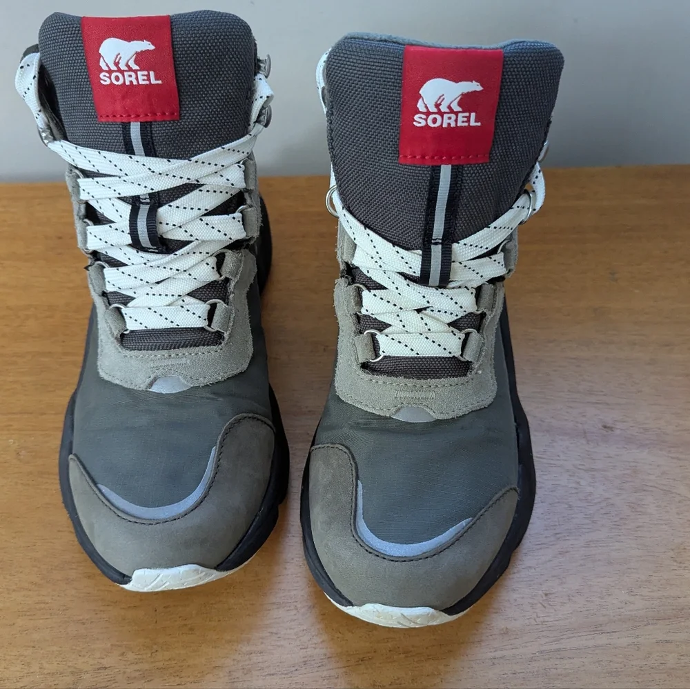 Sorel Kinetic Renegade Alphine‎ Tundra Waterproof Hiking Boot